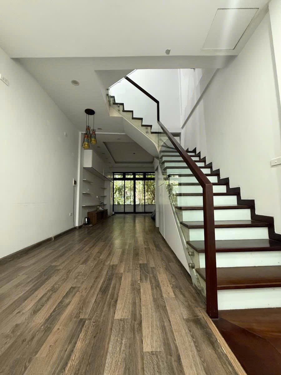 Bán nhanh nhà Đại Từ, nhà thoáng mát, an ninh tốt, 50m2, 13 tỷ